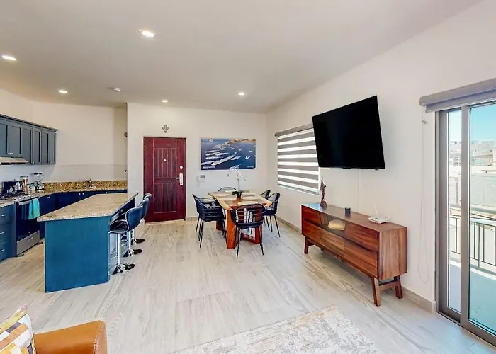 Luxurious Mountain-view Close To The Sea With Rooftop Sunset Views Ferienhaus *