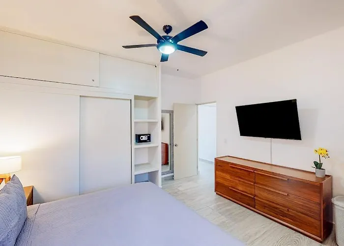 Luxurious Mountain-view Close To The Sea With Rooftop Sunset Views *